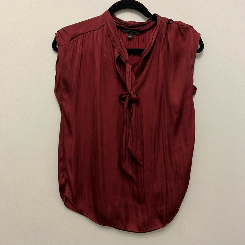 BR red blouse